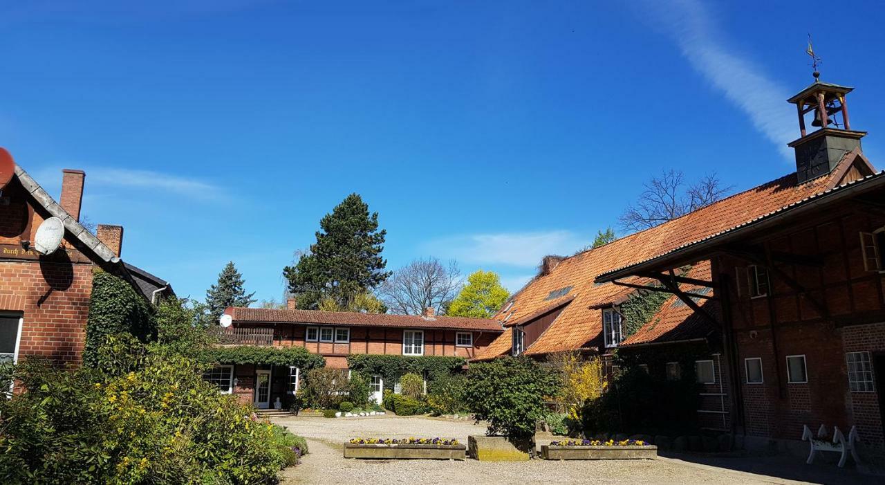 Grosse, Helle Ferienwohnung Mit 2 Balkonen Auf Dem Bauernhof In Der Lueneburger Heide Oetzen 외부 사진