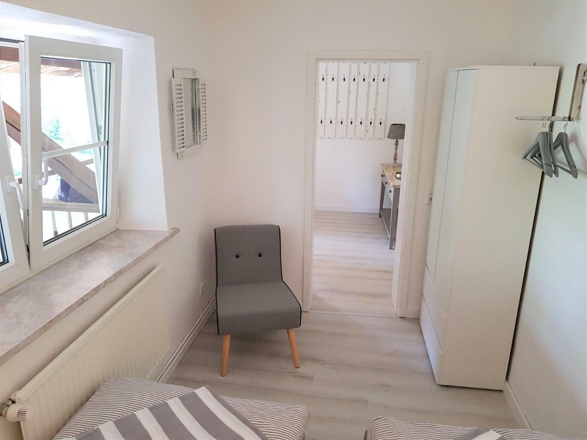 Grosse, Helle Ferienwohnung Mit 2 Balkonen Auf Dem Bauernhof In Der Lueneburger Heide Oetzen 외부 사진