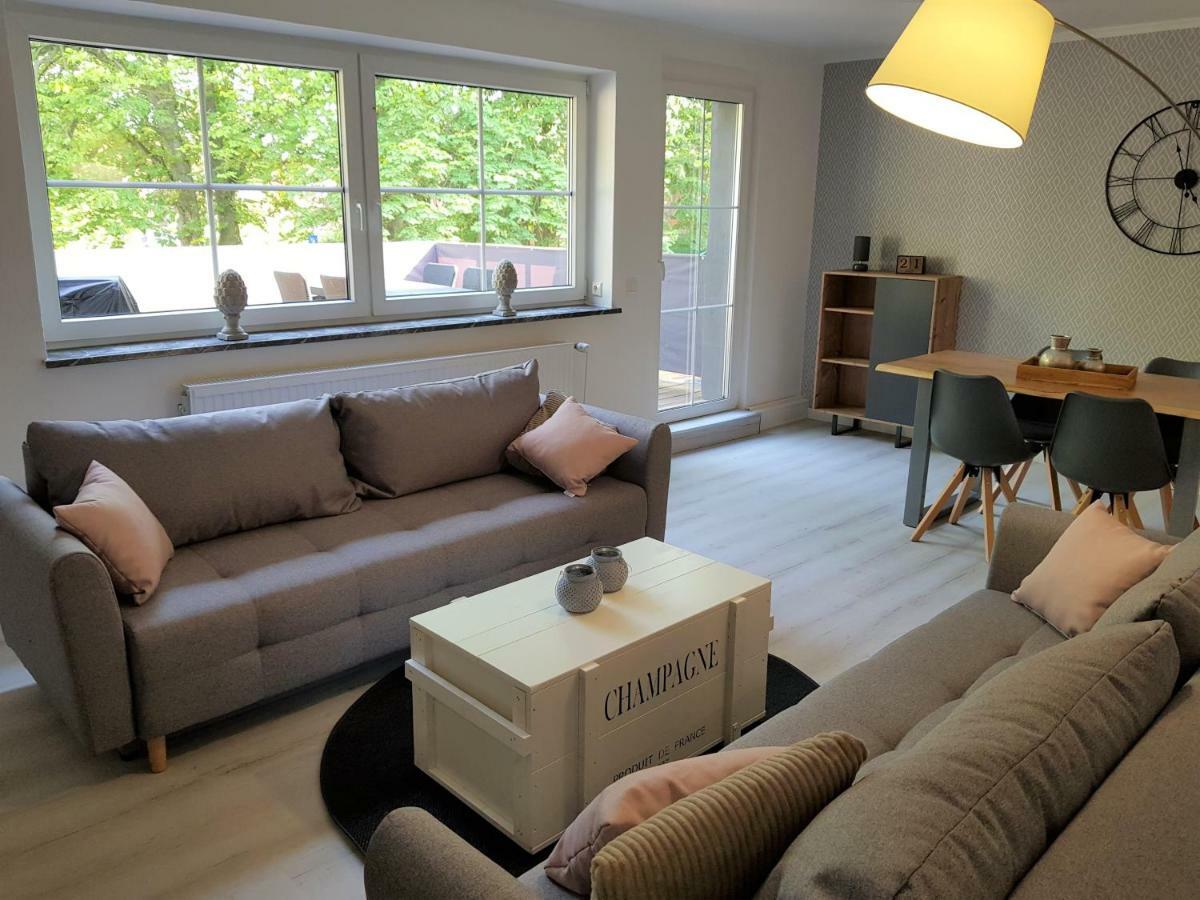 Grosse, Helle Ferienwohnung Mit 2 Balkonen Auf Dem Bauernhof In Der Lueneburger Heide Oetzen 외부 사진