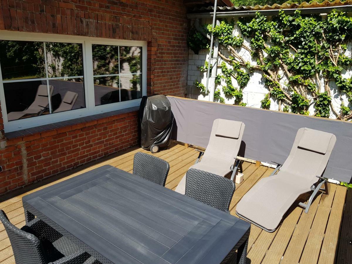 Grosse, Helle Ferienwohnung Mit 2 Balkonen Auf Dem Bauernhof In Der Lueneburger Heide Oetzen 외부 사진